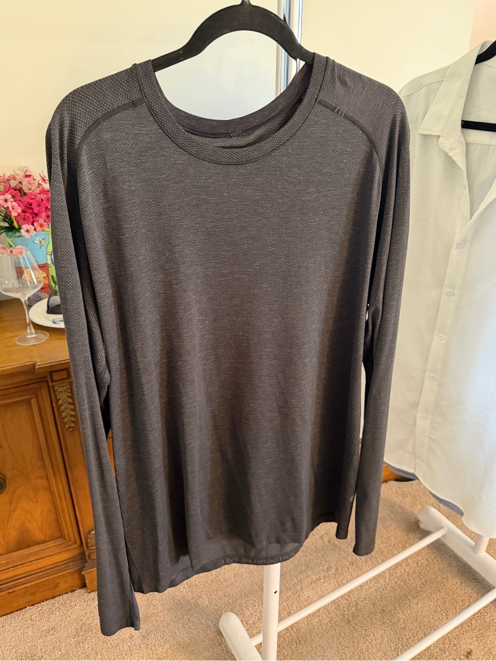 Lululemon Mens XXL Metal Vent Tech Long Sleeve Shirt Charcoal Gray Seamless